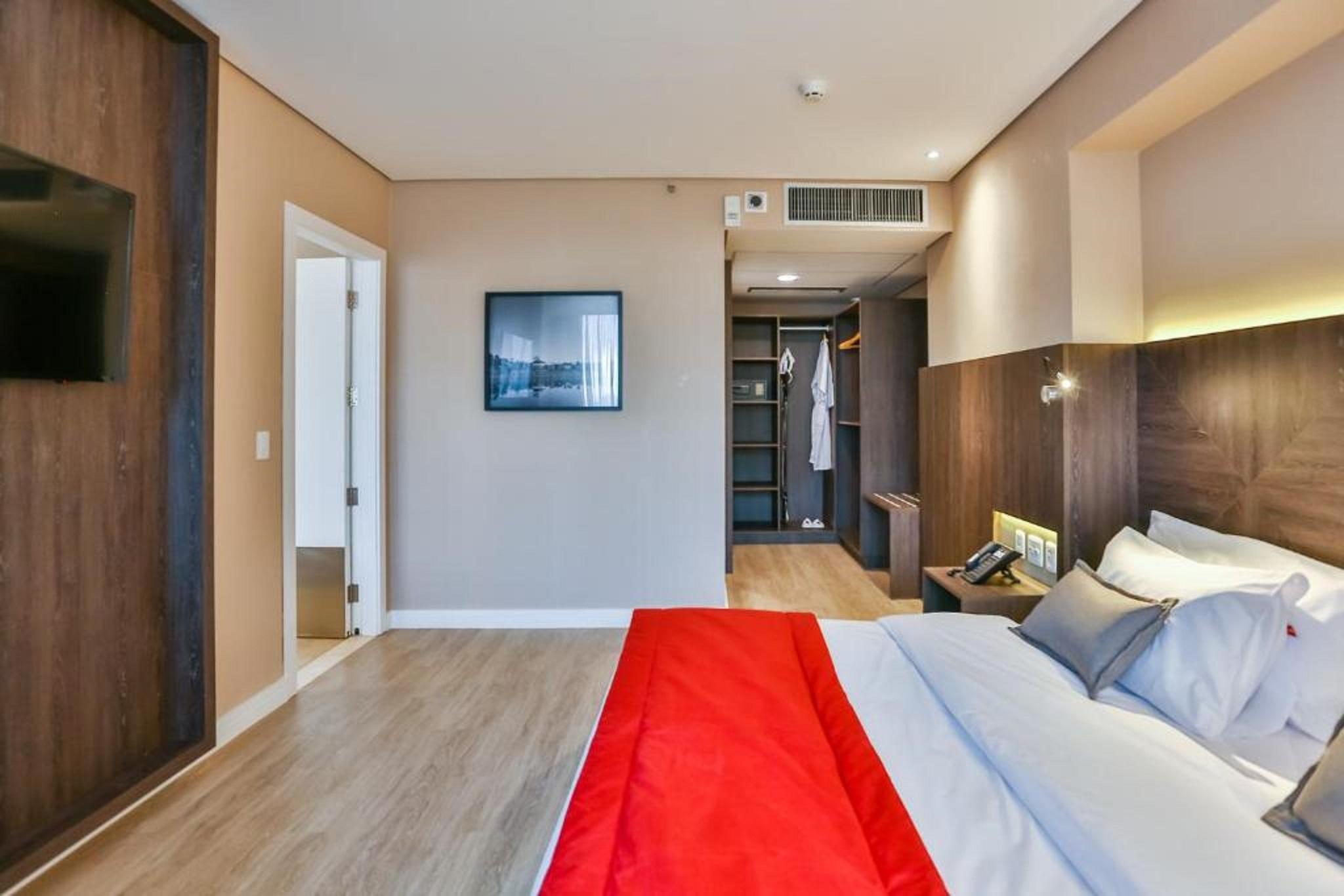 Transamerica Collection Goiania Exterior photo A room at the hotel