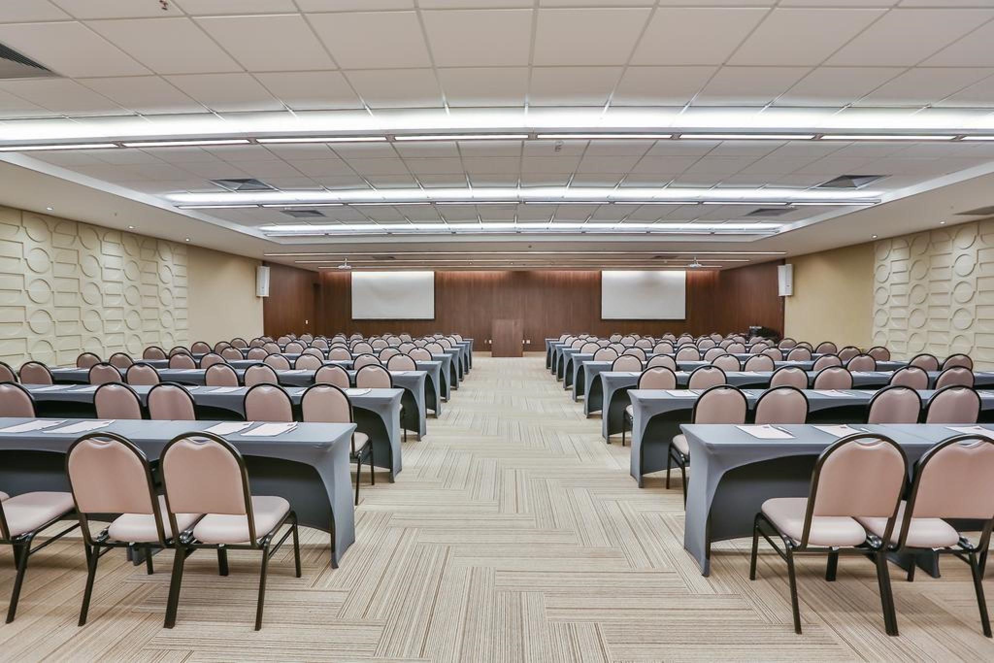 Transamerica Collection Goiania Exterior photo A typical conference room